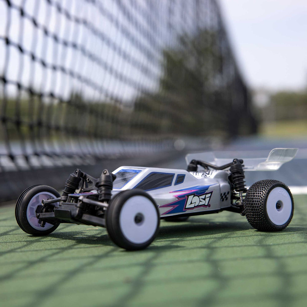 1/24 Losi Micro-B 2WD Buggy Silver RTR (Battery & Charger Included)