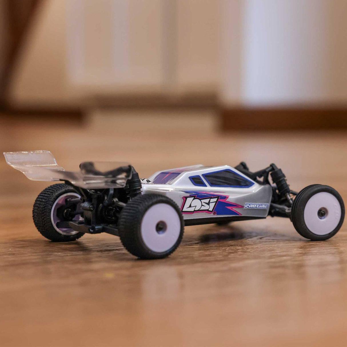 1/24 Losi Micro-B 2WD Buggy Silver RTR (Battery & Charger Included)