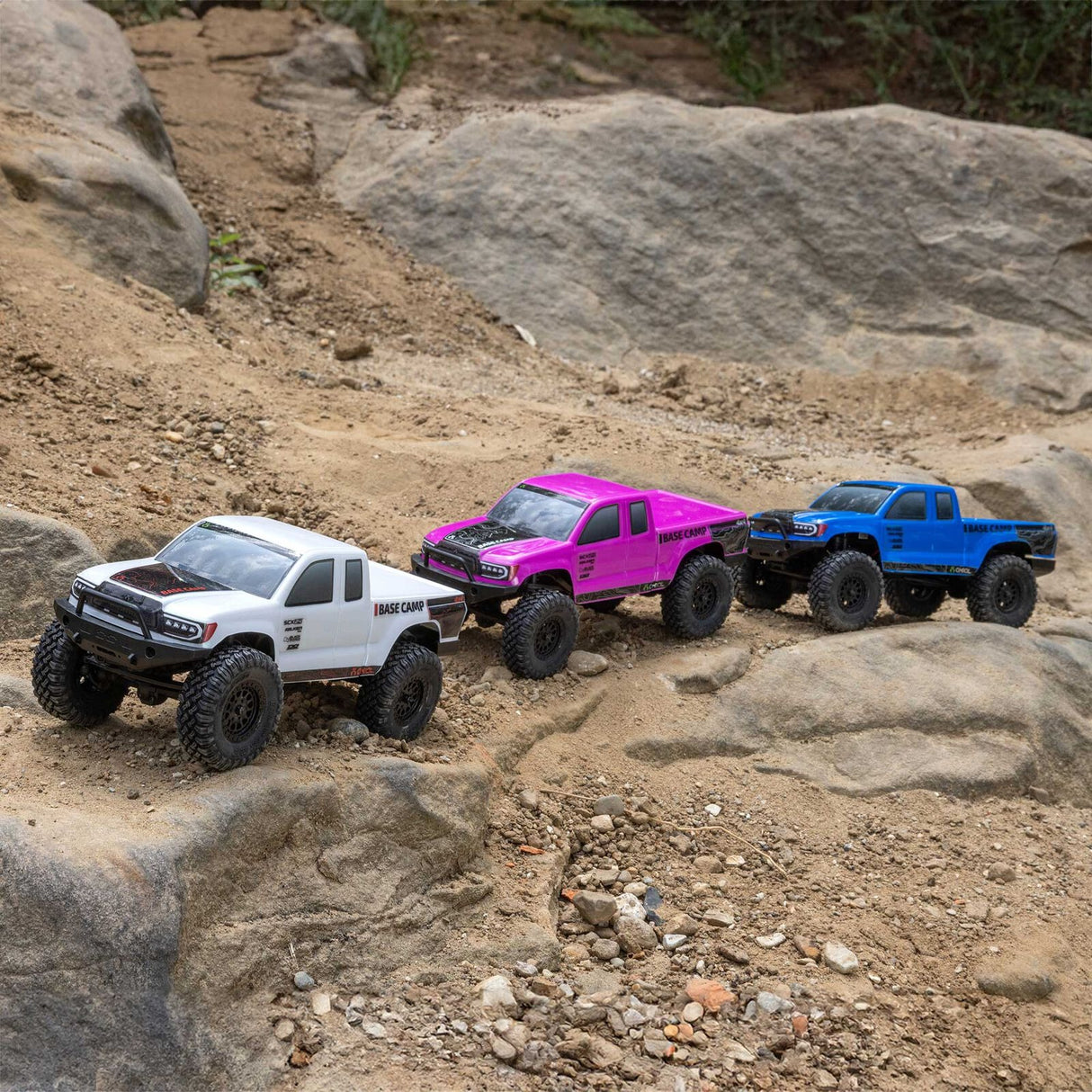 1/24 SCX24 Base Camp 4X4 RTR Brushed Rock Crawler (Battery & Charger Included), Blue