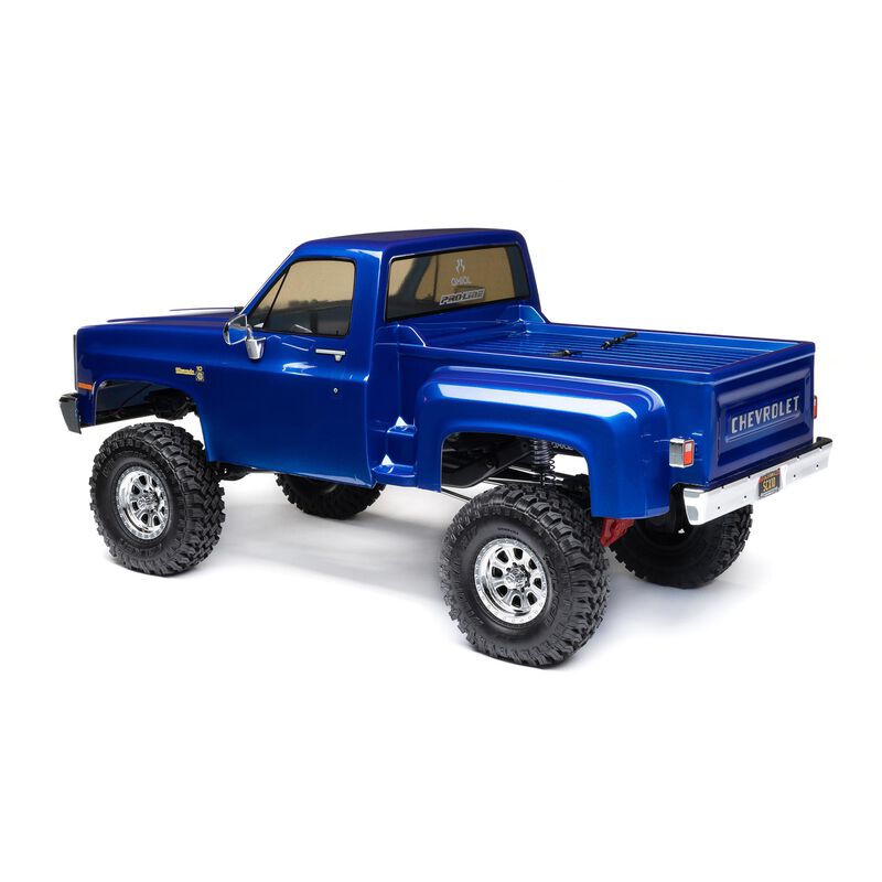 Axial 1/10 SCX10 III Base Camp 1982 Chevy K10 4X4 RTR