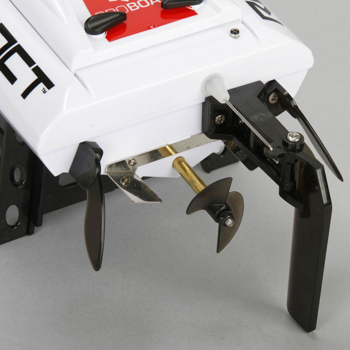 React 17" Self-Righting Brushed Deep-V RTR - PRB08024