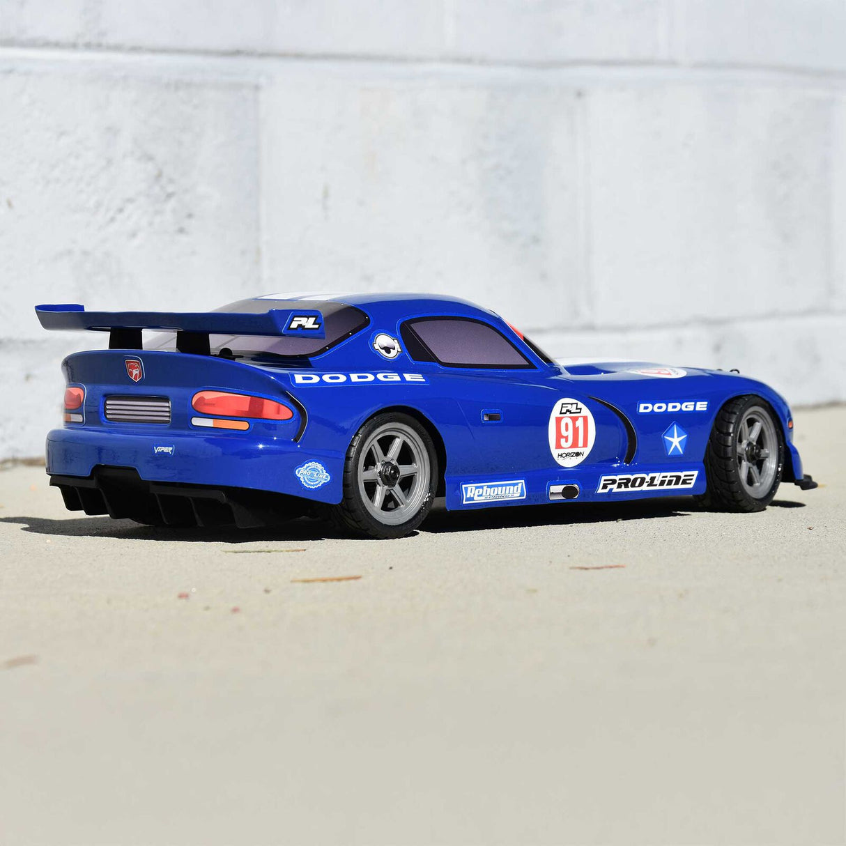 Pro-Line Racing 1/12 Pre-Cut 2002 Dodge Viper GTS Blue Body: Losi NASCAR
