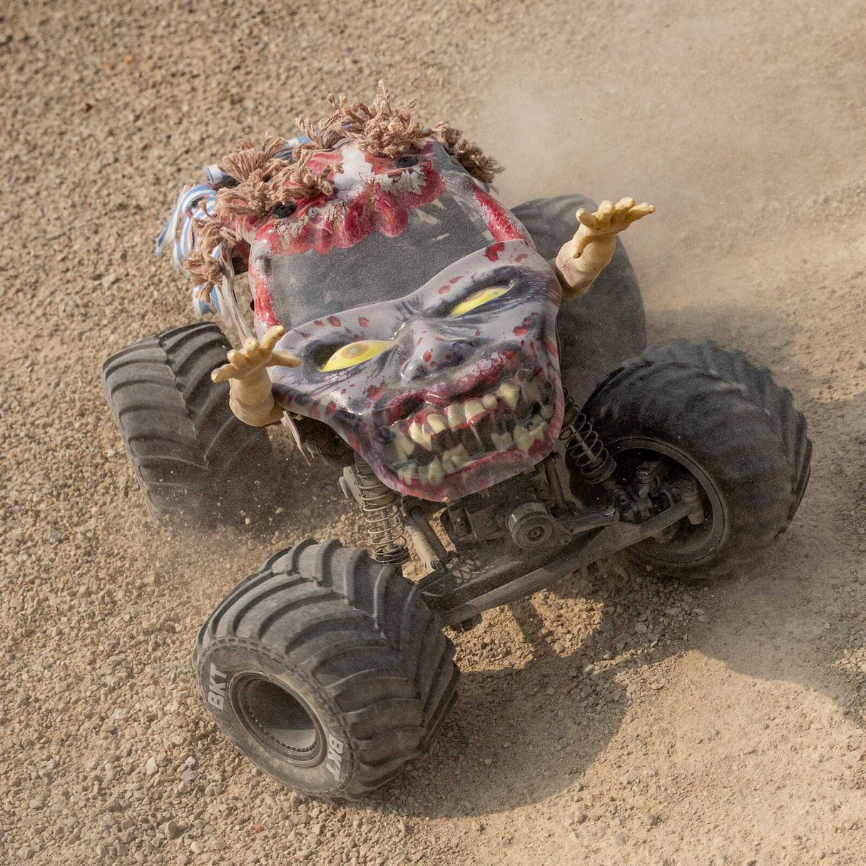 1/18 Losi Mini LMT Zombie Monstor Truck (Battery & Charger Included)