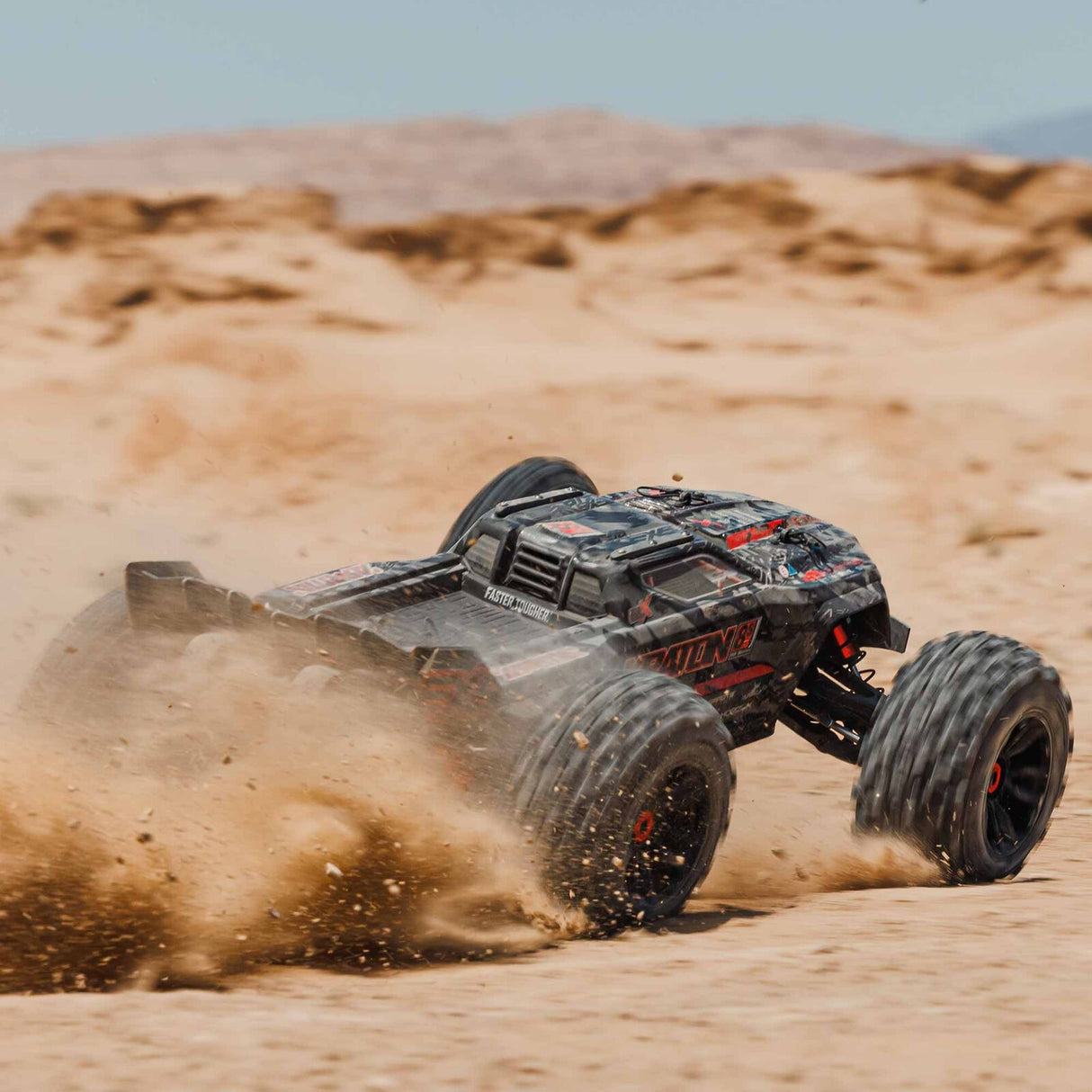 1/5 KRATON 8S EXB AVC 4X4 RTR Brushless Speed Truck, Black