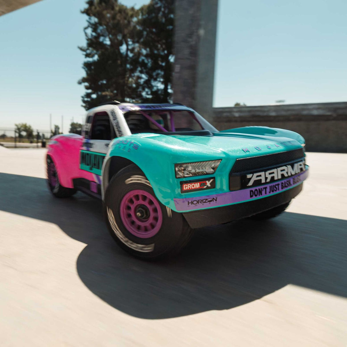 1/16 MOJAVE GROM 223S DSC 4X4 RTR Brushless Desert Truck, Teal (Battery & Charger Included)